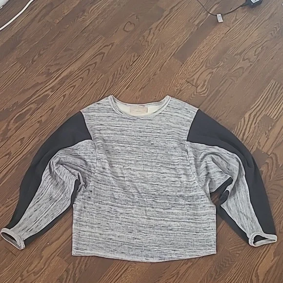 Zara Batwing Top - Picture 1 of 5